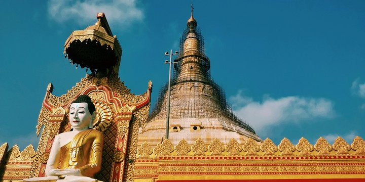 Pagoda Buddha