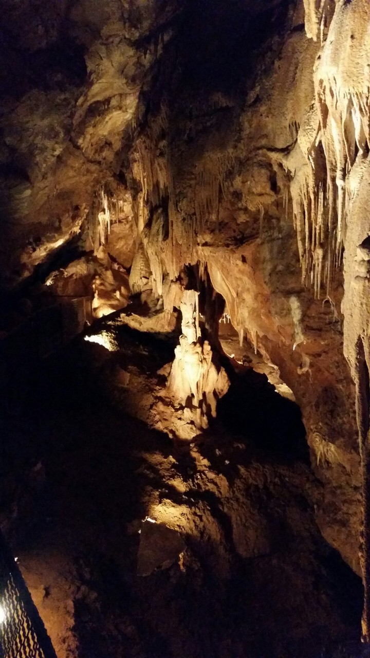 grotte de lacave