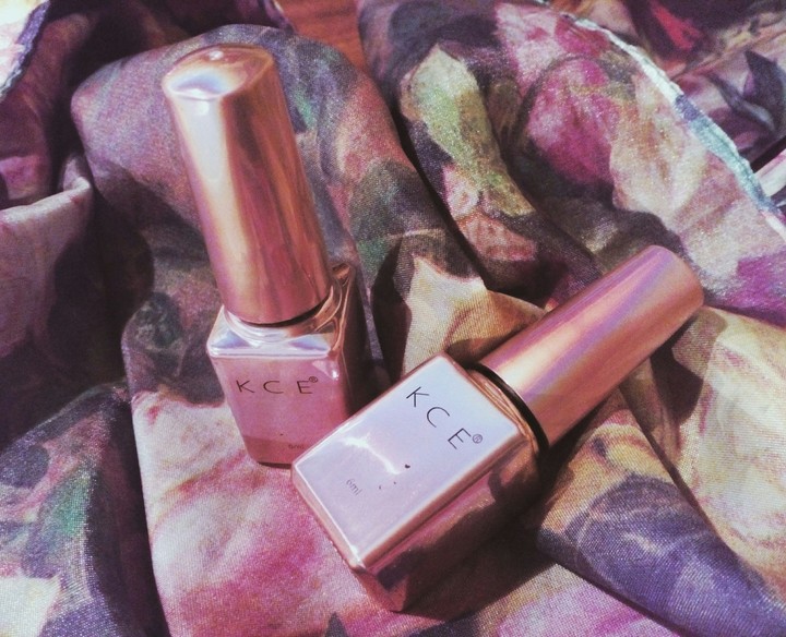 pink nail polish