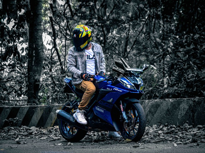 Yamaha R15 v3