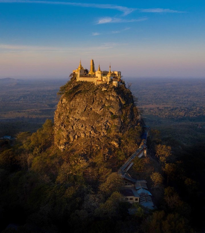 Mount Popa •Axye~