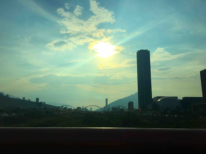 Monterrey sky line