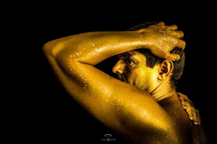 bodypaint gold