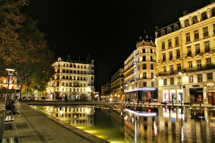 Night in Lyon
