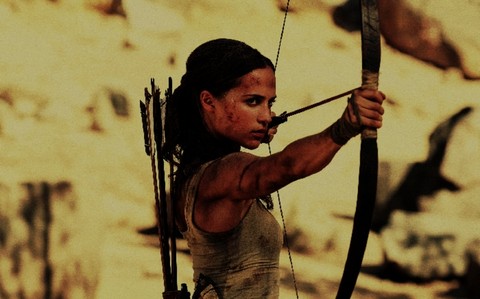 LARA CROFT 2