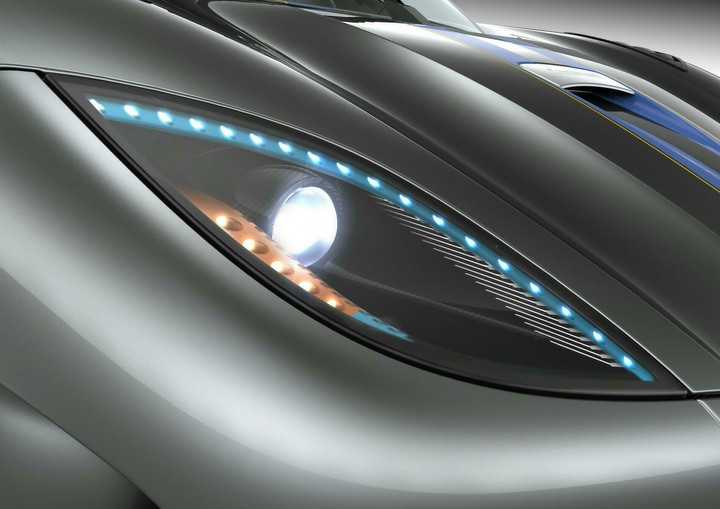 Koensigg Agera R Headlights