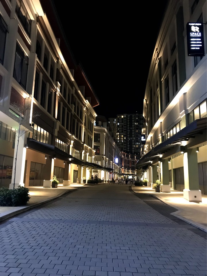 Empty walkway