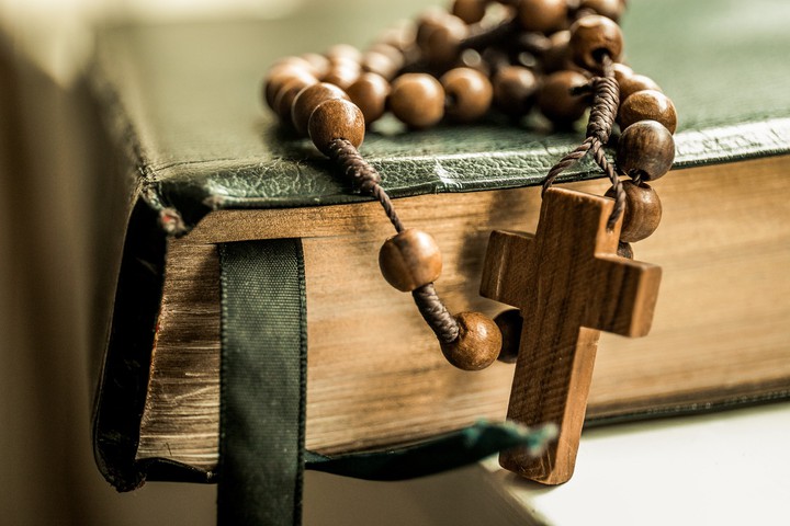 Cross