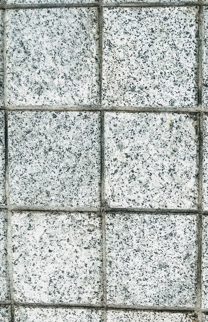 Discoordinate stones