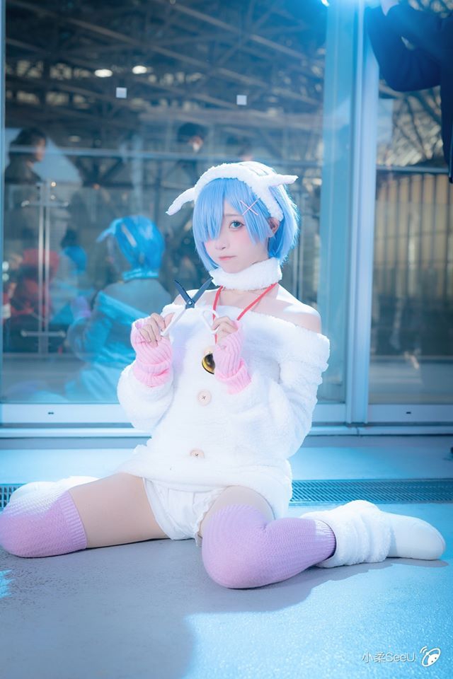 rem cosplay