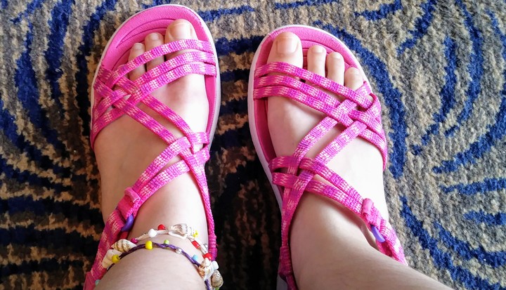 sandles