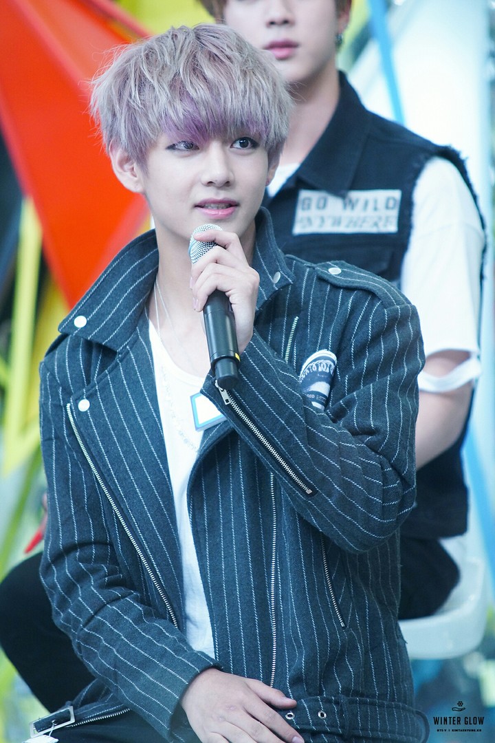V