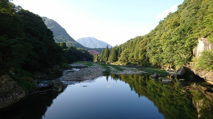 塔のへつり
