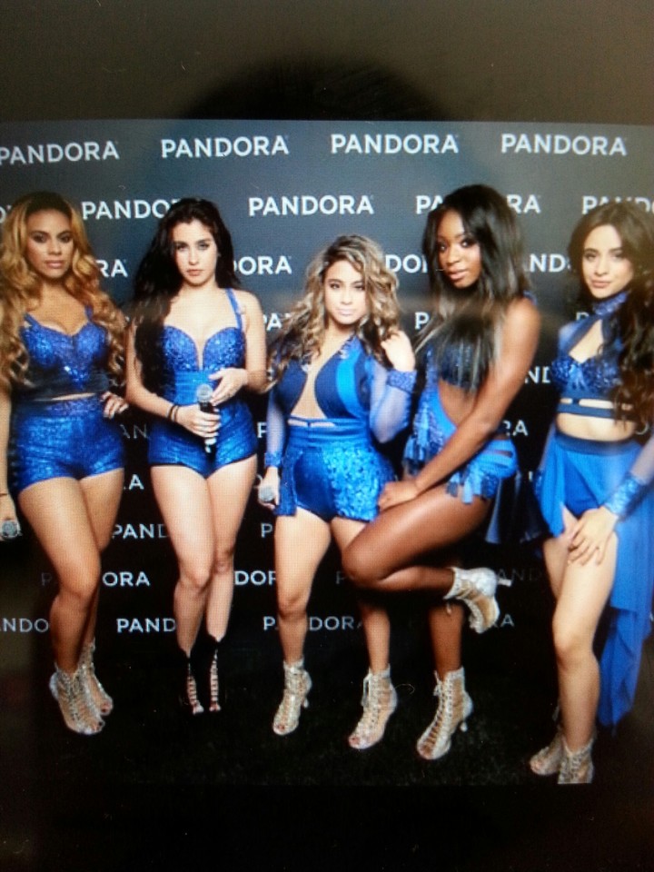 5 photos:who are they?