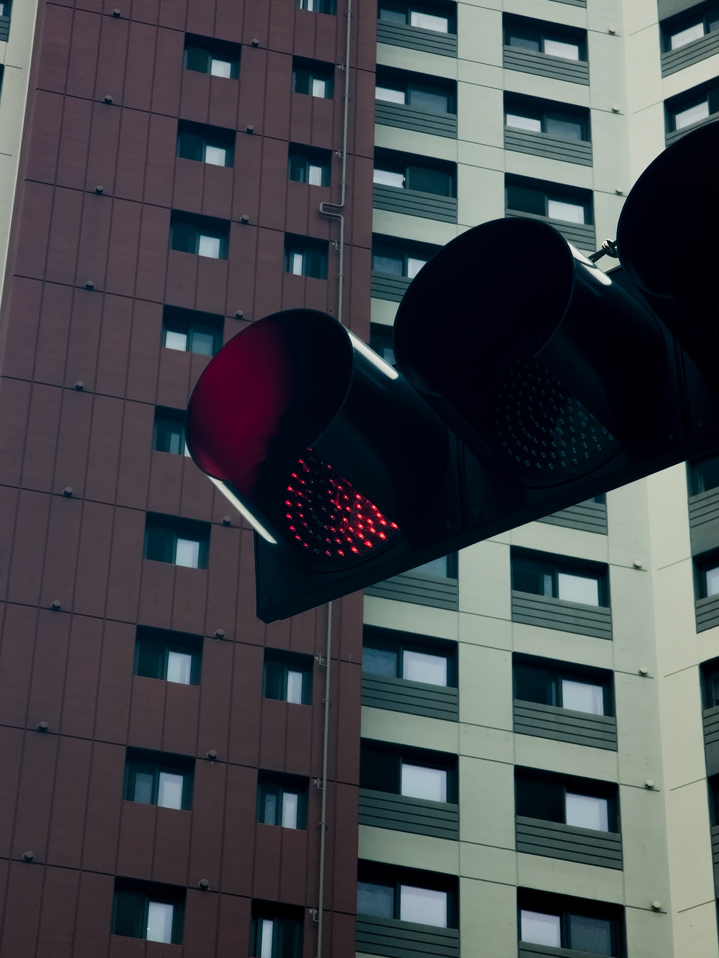 Red, High-rise_building, Metropolitan_area