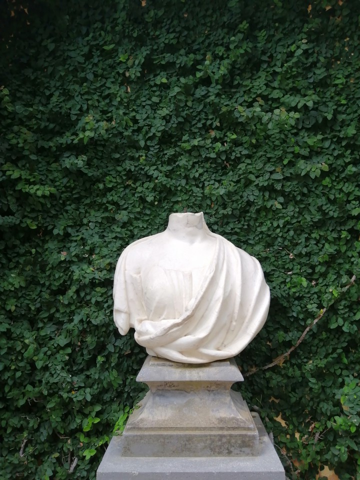 withe sculpture