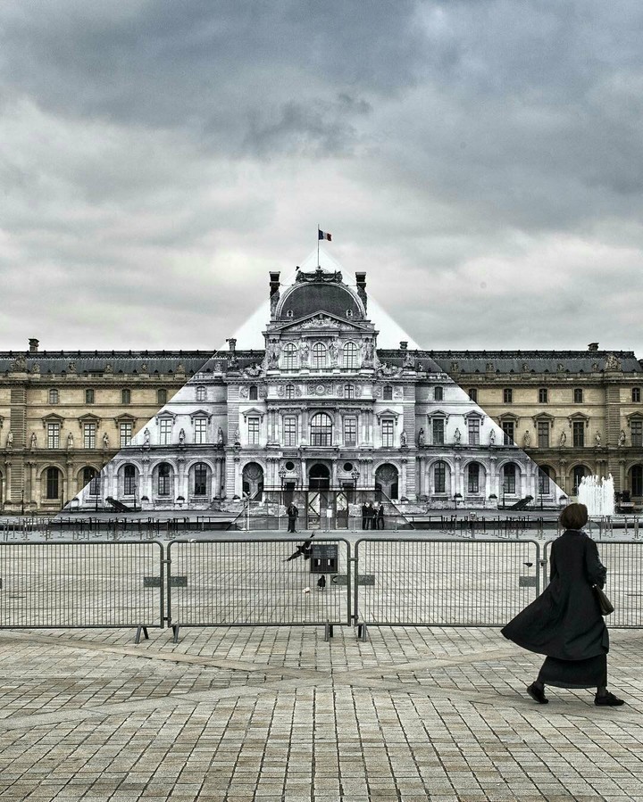 Louvre Museum