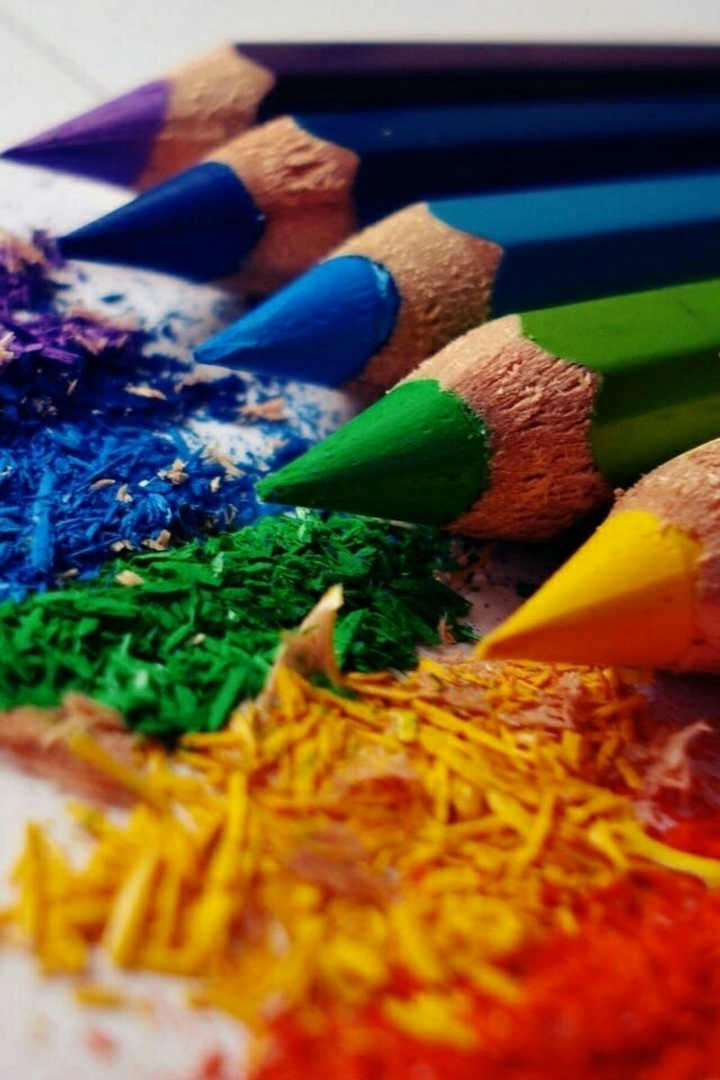 colour pencils