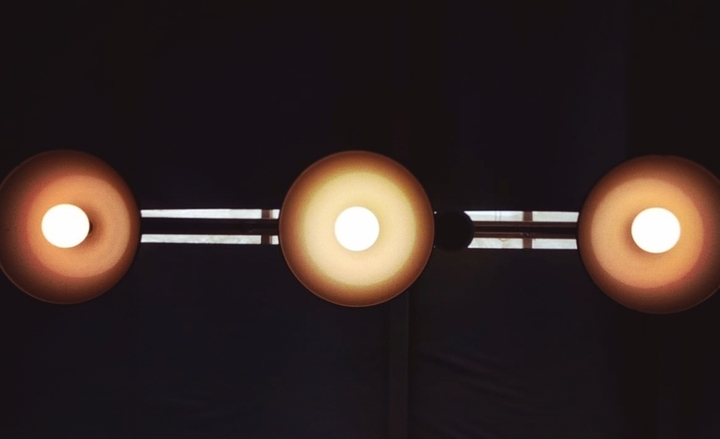 Three ligths