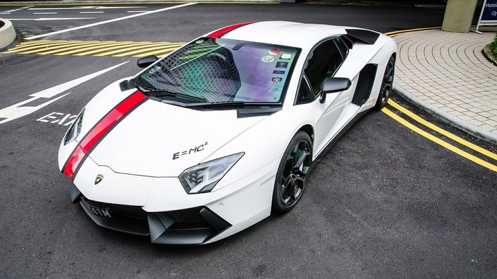 Lamborghini Aventador