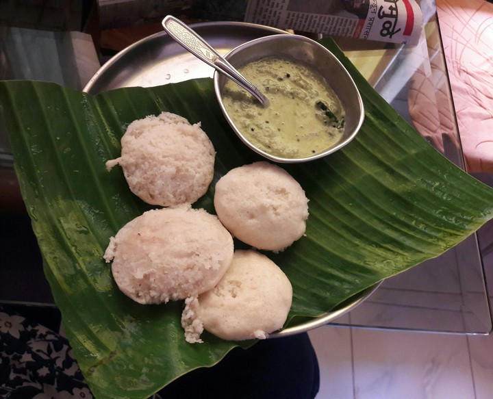 idli served on banana leaf