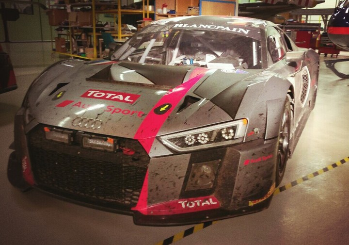 audi r8 race car