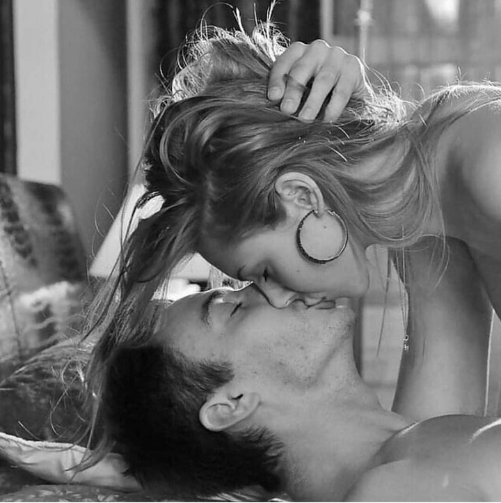 kiss