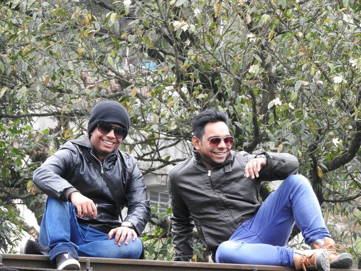 smiley bros.....