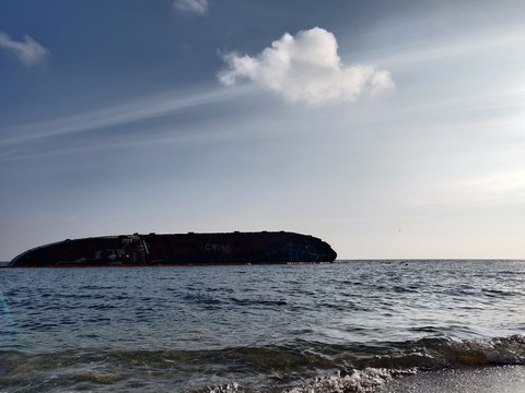 затонувший корабль