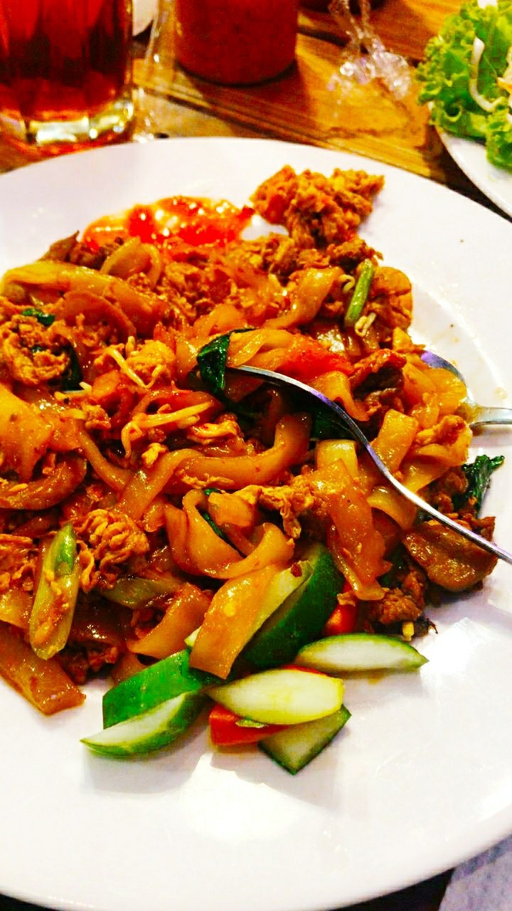 Kwetiau (Chinese Noodles)