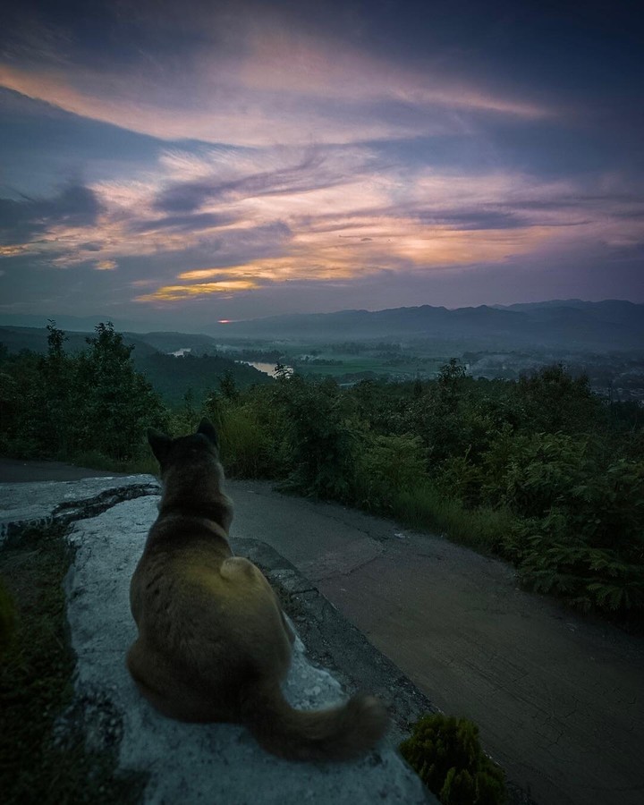 Sunset Hill, Hsipaw |•Axye~