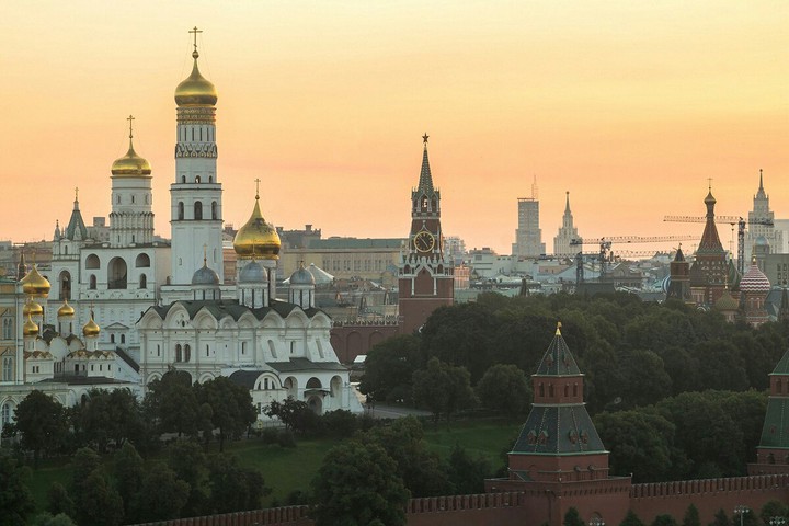 Кремль с рассвета