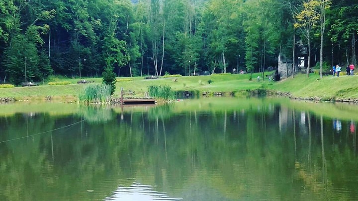 клас