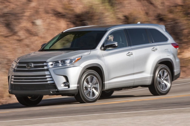 TOYOTA HIGHLANDER
