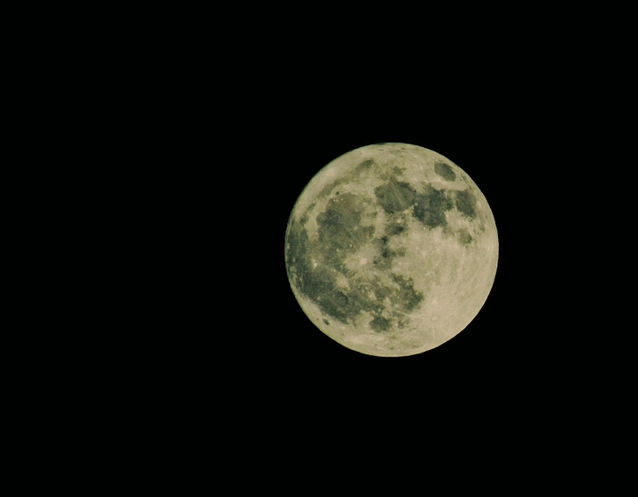 Thadingyut's Full Moon