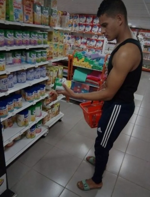шпалери Retail, Customer