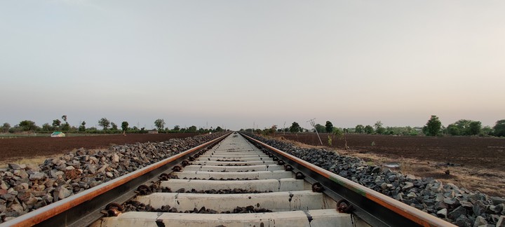 train track