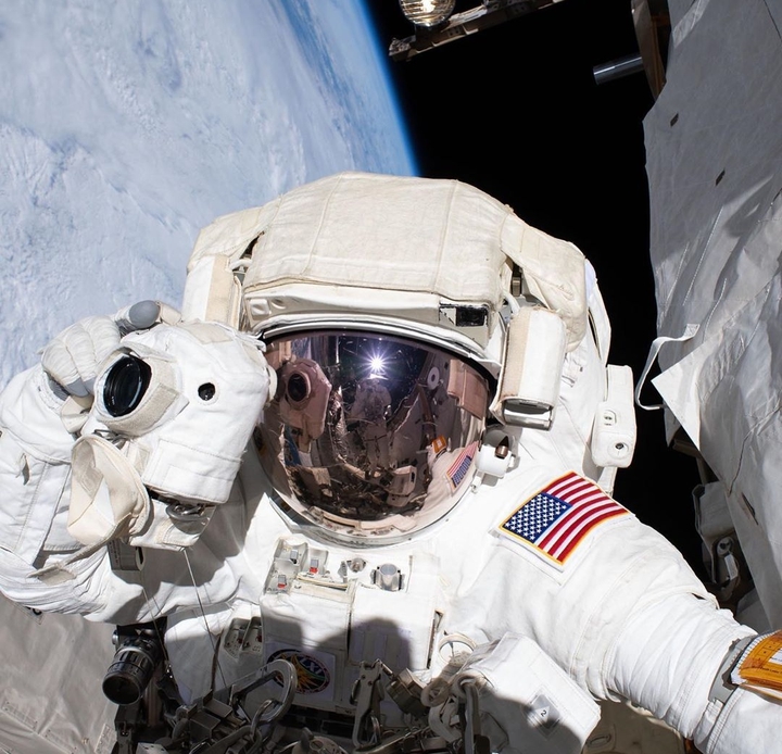 Astronout