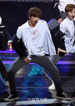 강다니엘