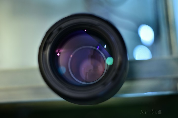 telephoto lens