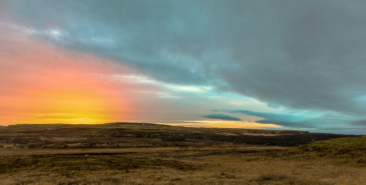 sun on fire iceland