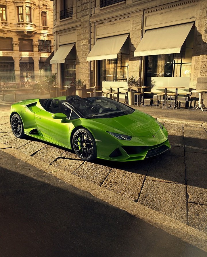 Lamborghini ?!