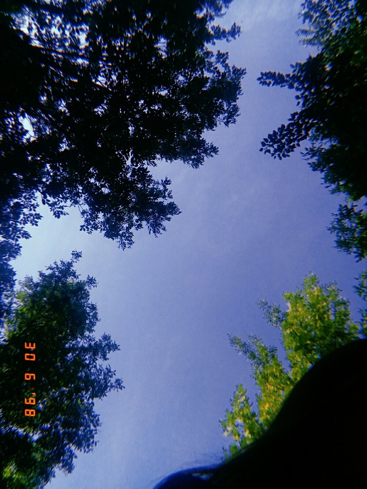 небо