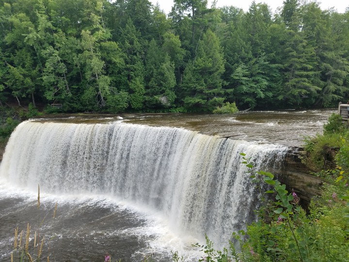 tahquannom falls,mi