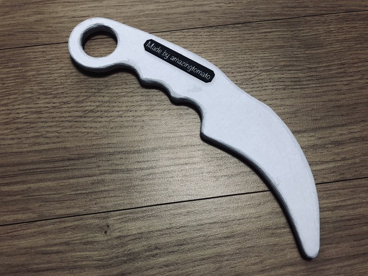 Paper Karambit
