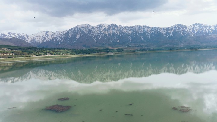 chaharmahal & bakhteyari-lake choghakhor-