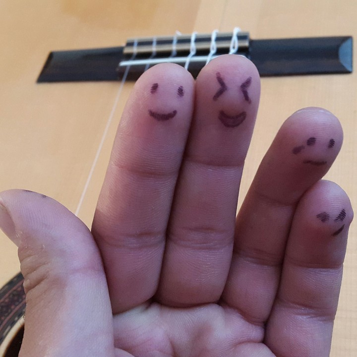 Beautiful finger design ☺