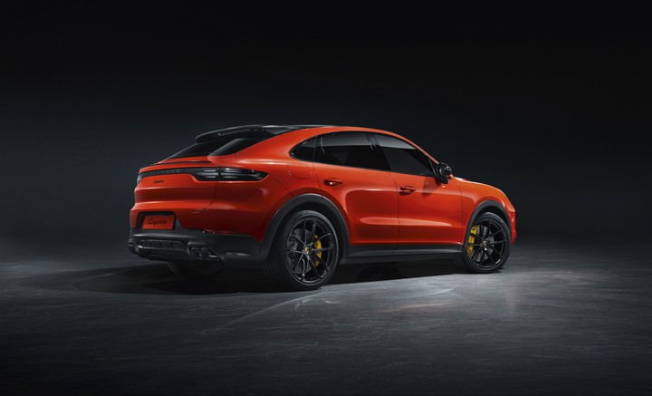 Porsche_Cayenne_Turbo