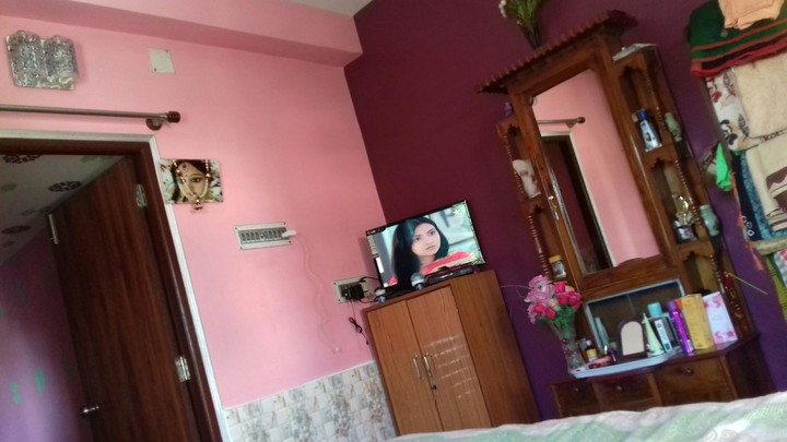 IT'S MY ROOm
