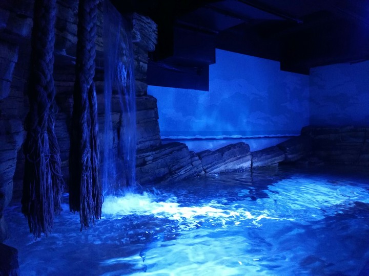 Blue World, Blue People, Blue Everything